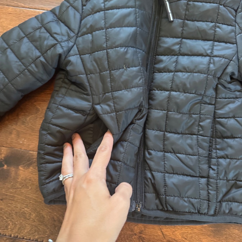 Cat & Jack Toddler Boys Black Quilted Puffer Jacket with Hood 3T - Picture 4 of 8